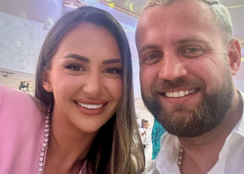 Luizi me të voglën në krahë, foto të papublikuara pas lindjes së vogëlushes