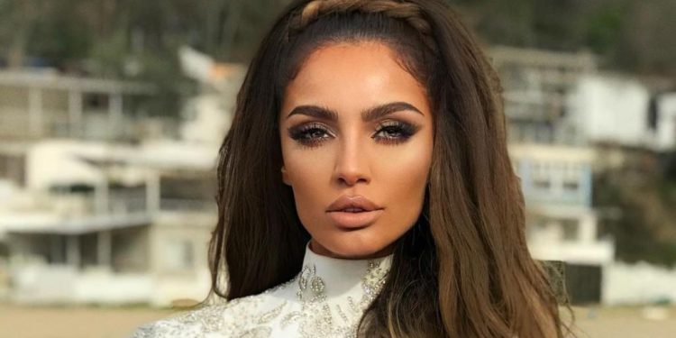 Genta zbulon fytyrën pa “filtera”, nuk do ta njihni!