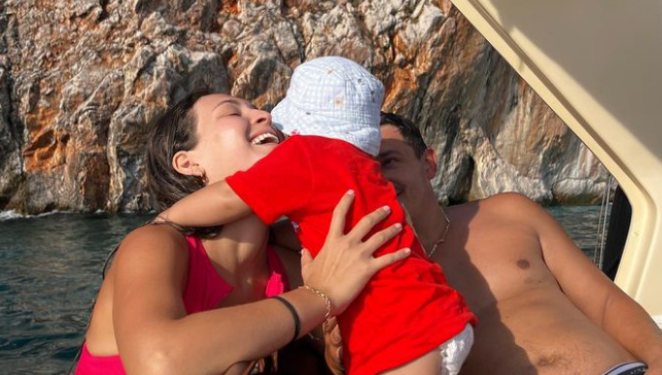 Françeska Murati sqaron gjithë thashethemet në rrjet për të dhe bashkëshortin, tregon diferencën e moshës që kanë