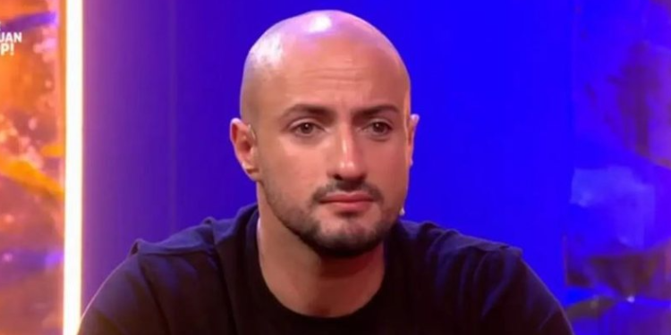 Krist Aliaj ka pikturuar Kiarën shtatëzënë duket shumë e frikshme…