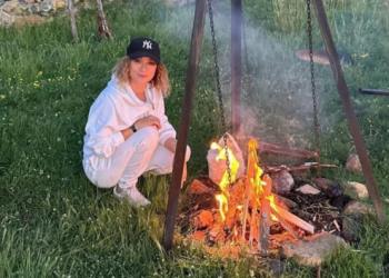 “Çfarë do më shumë njeriu ?” Egla Ceno ndan momentet e bukura me miqtë e saj