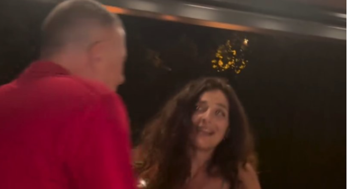 Diola dhe Erolldi “shkrihen” duke kërcyer- prekje e puthje si kurrë më parë