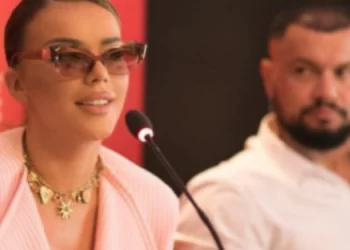 Ia bllokoi këngën në YouTube, flet ish-menaxheri i Taynës: E mora nga rruga e bëra yll, iku ‘tinëz’ e bëri gjëra pas shpinës