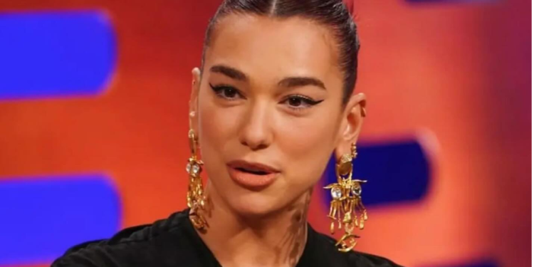 “Shpërthejnë” mediat serbe pasi Dua Lipa tha në kroatisht “Hajde njerëz” gjatë koncertit në Kroaci