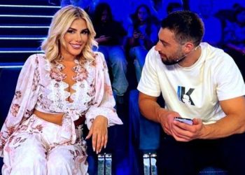 Ilnisa dhe Meritoni nuk humbasin asnjë çast nga njëri tjetri, gazetarja poston foton e ëmbël krahë dashurisë së saj