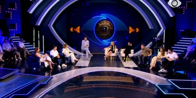 “Më vjen shumë inat që kam rënë pre e ligësisë”, Sara dhe Françeska përballen sërish në “Post Big Brother”: Moralistja e madhe ti