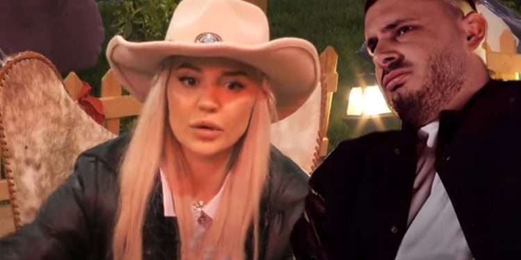 “Hajde futemi poshtë batanijes”, Dijonisi tenton të puthë në buzë Baby G