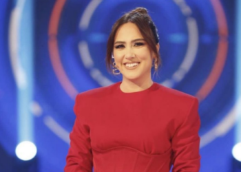 “Top Channel ka ca kohë që është prishur!” Ky veprim nga Arbana Osmani ngre pikëpyetje në rrjet