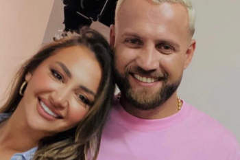 Ish banorja e BBVA shkon ta shoh vajzën e Luizt dhe Kiarës, i bën dhuratën e bukur