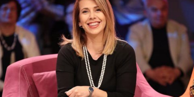 Pas 5 vitesh, moderatorja e njohur njofton largimin nga ky emision në ‘Top Channel’