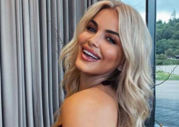 Afrona Dika sjell një vallëzim qesharak