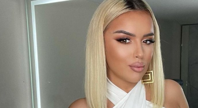 Kërkohet nga policia, Antonela reagon për herë të parë mbas dhunimit ndaj blogeres