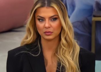 Rike Roçi publikon fotografi në bikini nga pushimet