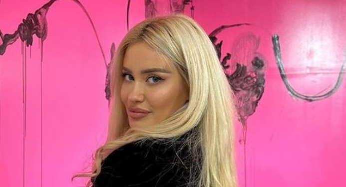 Dea Mishel ironozon Antonela Berishën për dhunën ndaj Klea Prengës