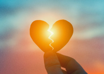 “Nuk e imagjinoja kurrë se do ndodhte”- Çifti i famshëm njoftojnë ndarjen 1 vit pasi u bënë prindër