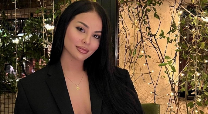 Sara tregon se a është Bardhi romantik