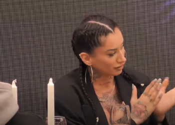 Alby ia fotografon të pasmet të dashurit, thotë se ia admiron