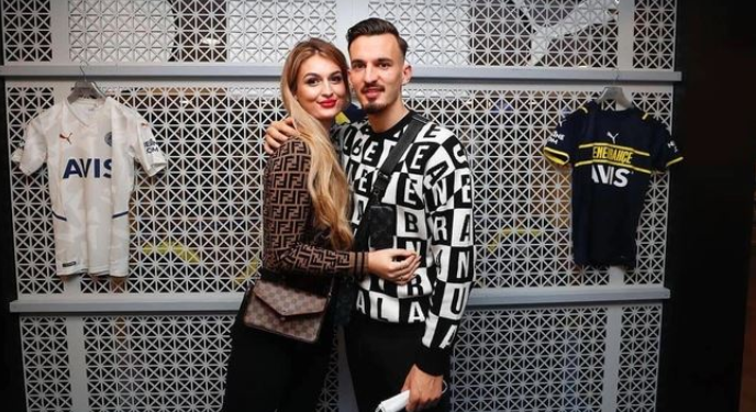 “U kënaqa me ….”, Vesa tregon se është në lidhje pasi komentuesi i thotë se po vuan për Mërgim Berishën