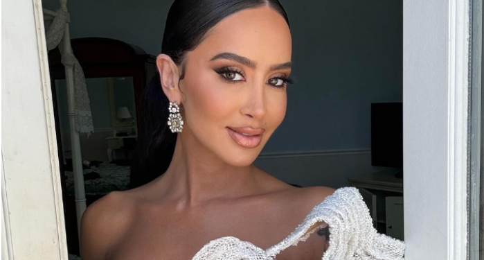 Dafina publikon një foto me motrën e saj- Sa shumë që ngjajnë me njëra-tjetrën