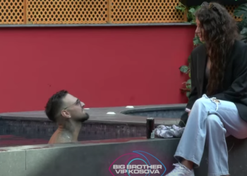 Shkëmbehet ‘puthja’ e parë në BBVK 3