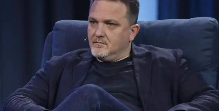 Jul Deda kritikon Albano Bogdon: Më ka ardhur keq që ka arritur në atë derexhe