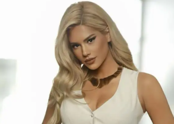 I doli gjoksi gjatë moderimit, Fjoralba tregon si doli nga situata e sikletshme