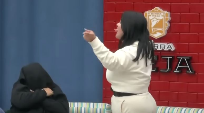 Driloni refuzon të puthet me Gresën