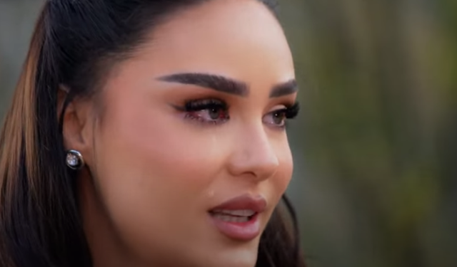 “Kam parë nënën teksa th*rrej/ Xhensila tregon “sekretin” e errët të divorcit të prindërve: Mami u plagos me…