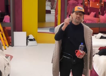 Eskalon në fyerje debati mes Xuxit dhe Gjestit