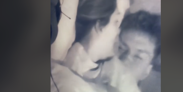 Lela ‘harron’ Leon, shkon në shtrat me Drilonin, rrjeti ‘shpërthen’ me video