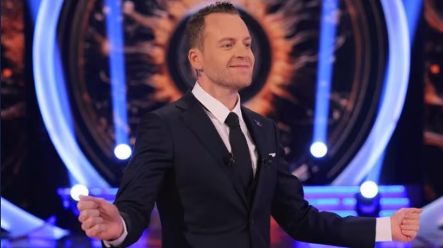 Ledion Liço befason me veprimin e tij të papritur me unazën e martesës