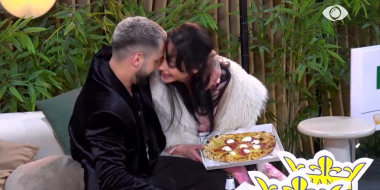 Duke puthur e përqafuar Gjestin, Egli i kërkon falje babait të saj