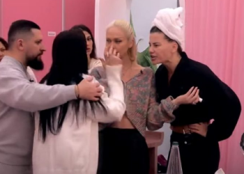 “A e di problemin që kam në mitër, idiote”, eskalon debati keq mes Eglit dhe Valbonës