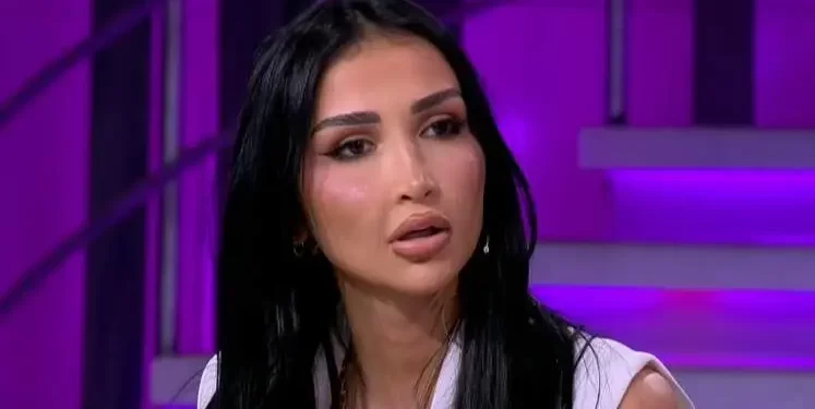 Xheneta bën deklaratën e fortë ndaj moderatores: I ke shkruajtur të dashurit tim!