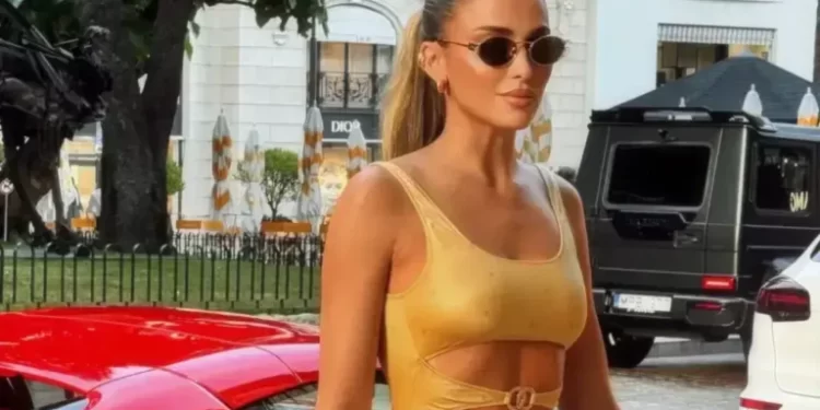 Anxhelina Hadergjonaj vajza më e bukur shqiptare?