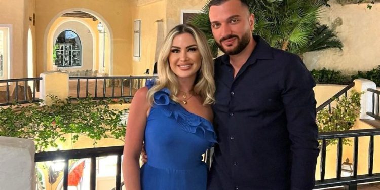 Engjëllusha Salihu kurorëzon dashurinë në një dasmë magjike