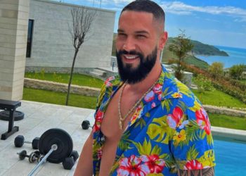 Atdhe Xheravina shpërthen me pamjen e tij atraktive, kujt po ia tregon këta muskuj?