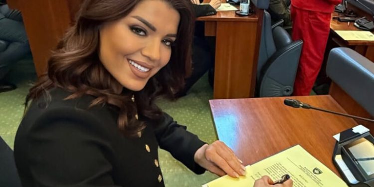 Pasuria e Edona Llalloshit: Njihuni me detajet e saj të mahnitshme financiare!