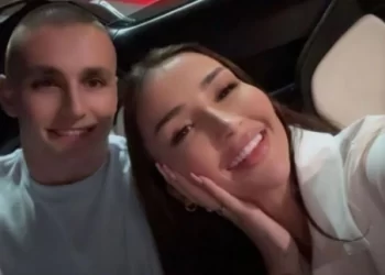 Publikoi fotografi me të nga Dubai, Xheneta bën reagimin e papritur për të ‘dashurin’