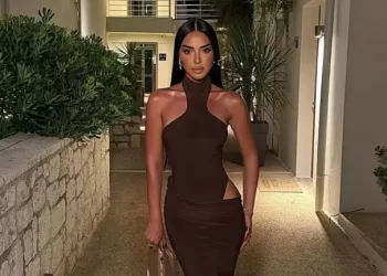 Kaderi ndez Instagramin me një pamje provokuese