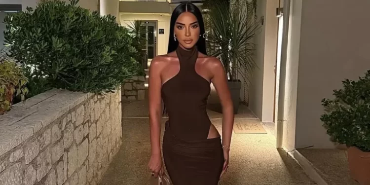 Kaderi ndez Instagramin me një pamje provokuese