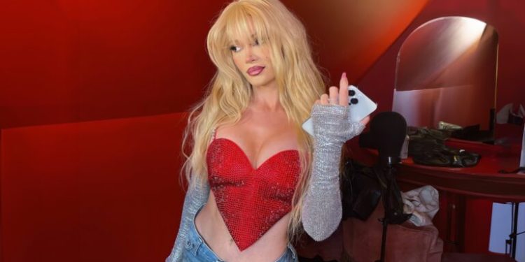 Era Istrefi e feston ditëlindjen me një dhuratë luksoze