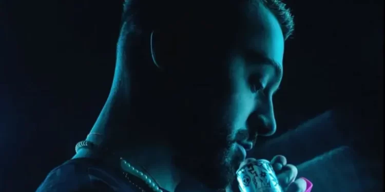 Incident me makinë gjatë xhirimeve për këngën e re të Gjestit (VIDEO)