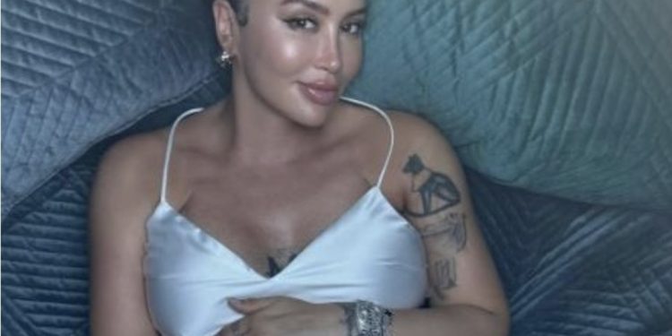 Urime! Dafina Zeqiri bëhet nënë – ky është emri i veçantë që ia ka vënë djalit