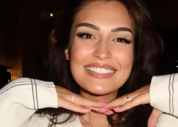 Kur do ta zbulojë fytyrën e të dashurit? Habit Vesa Vllasaliu