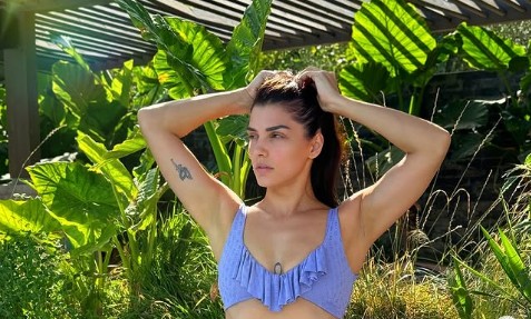 Si nënë e 3 vajzave, Eliona Pitarka shpërthen ndaj burrit abuzues në Fier(FOTO)