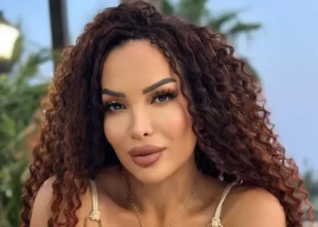 Rovena Stefa: Një transformim shokues që mahnit ndjekësit