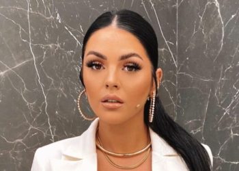 Fifi trondit rrjetin me transformimin e fundit, tregon linjat trupore