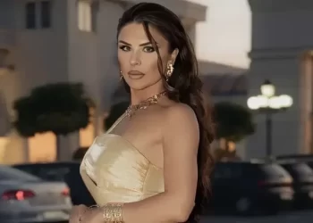 Dasma e Engjellushes: Gresa Salihu tërheq vëmendjen si beqare e fundit në familje