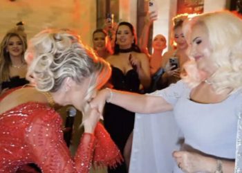 Kjo është dhurata që Shyhrete Behluli i bëri Engjëllushes për kanagjegj